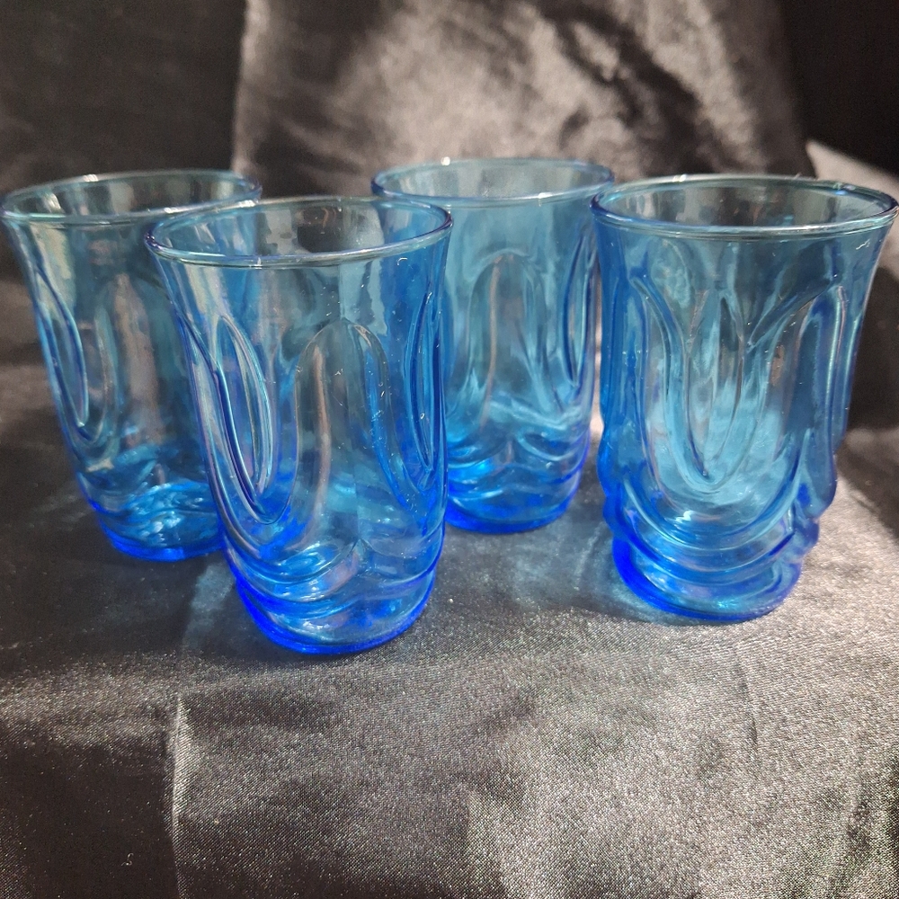 4 Vintage 70/80's Anchor Hocking Glasses~Colonial Tulip~Lasar Blue~Juice~4 Oz